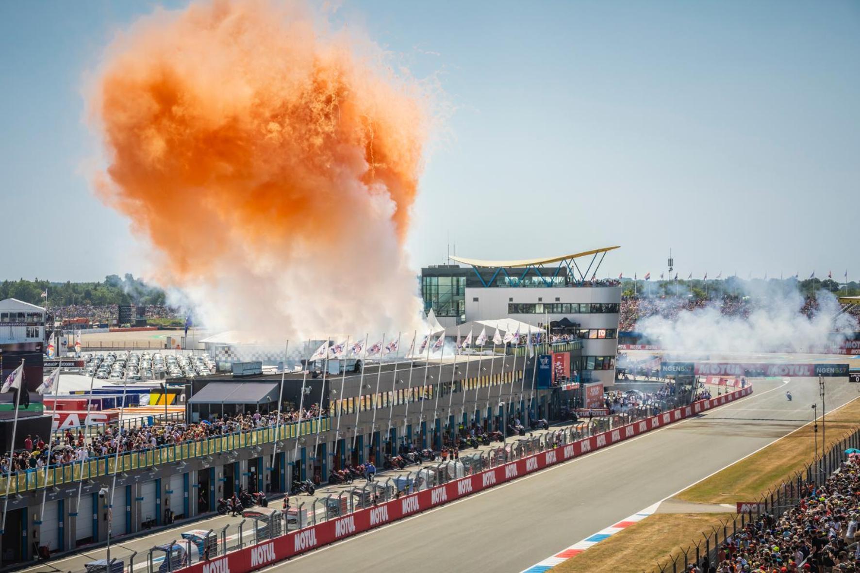 100 Jaar Tt Circuit Assen 2025 Glamping Incl Stroom Екстериор снимка