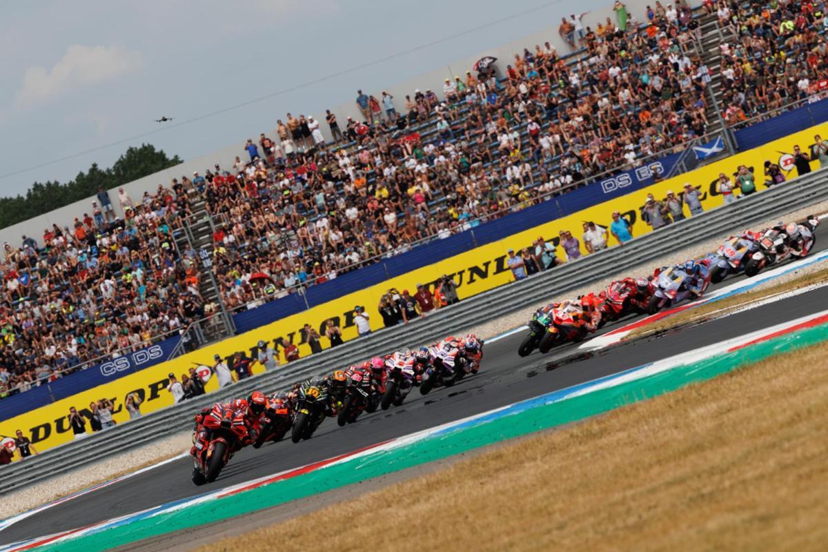 100 Jaar Tt Circuit Assen 2025 Glamping Incl Stroom Екстериор снимка